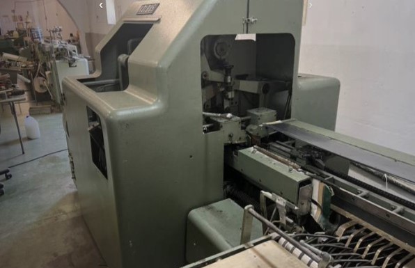 In or off-line machine